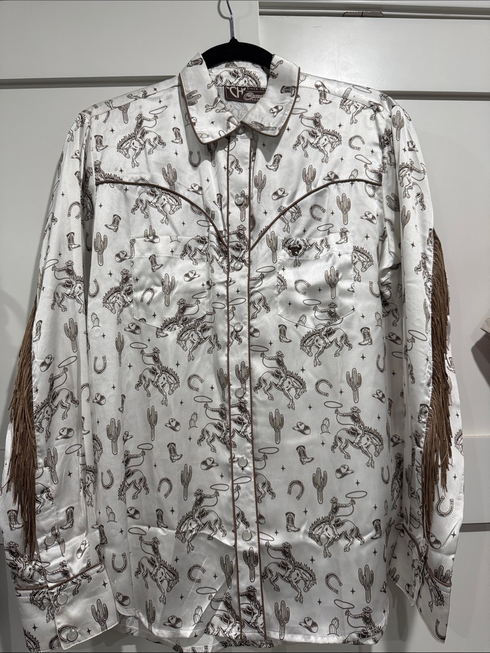 Western-Print Button-Down Shirt with Fringe — White/Brown